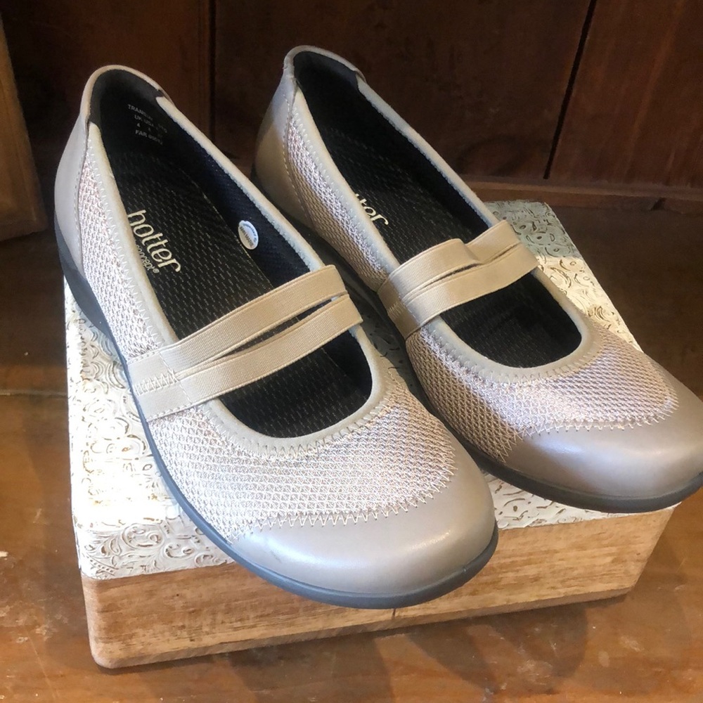 NWOT hotter Tranquil shoes